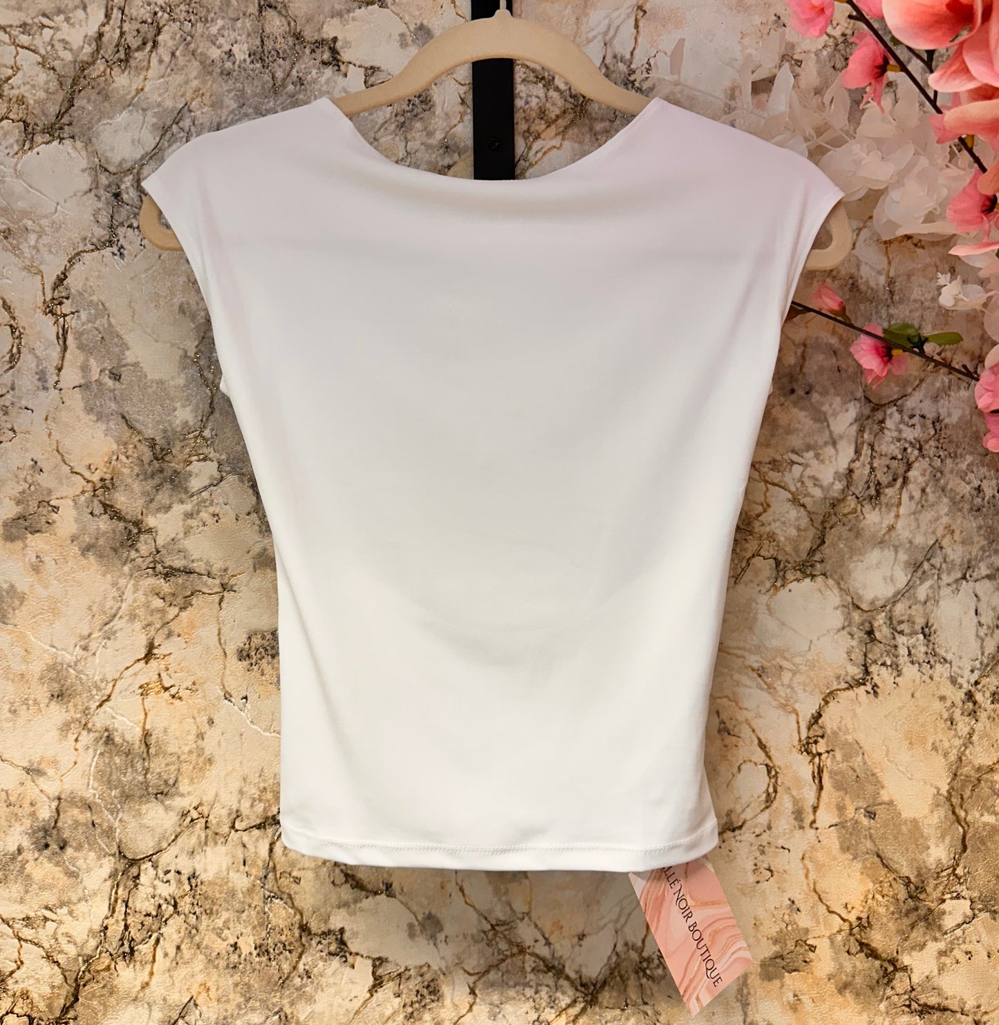 Backless top